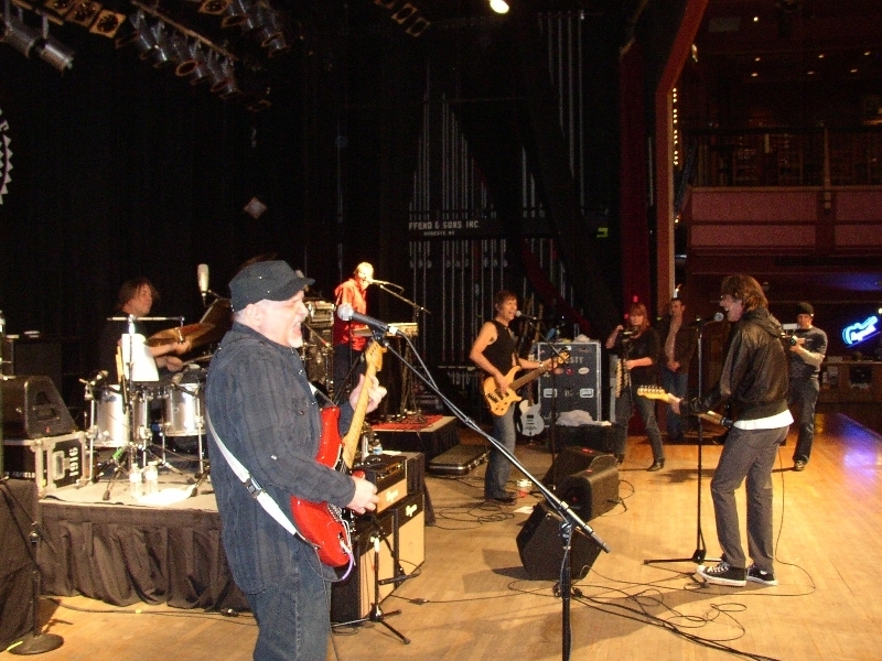 07 1976 reunion "Take A Hand" live gig at the Wildhorse rehearsal.