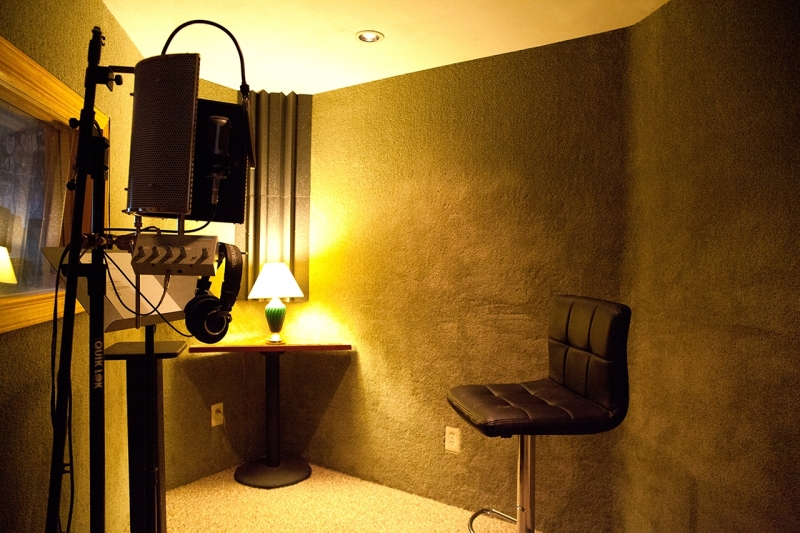 05 Studio A cutting room